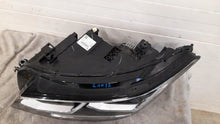 Laden Sie das Bild in den Galerie-Viewer, Frontscheinwerfer VW Tiguan Links Scheinwerfer Headlight
