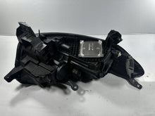 Load image into Gallery viewer, Frontscheinwerfer Renault Captur I 260105570R 260608385R LED Ein Satz Headlight SCH8677135051qv