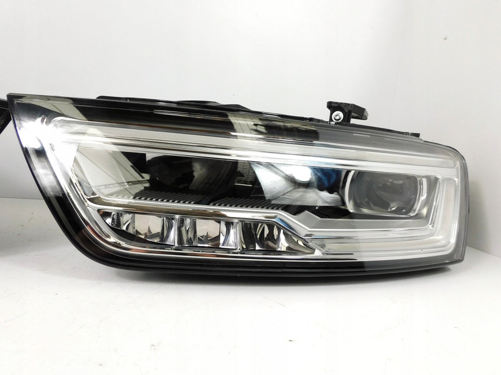 Frontscheinwerfer Audi Q3 8U0941033 8U0941034 LED Ein Satz Headlight SCH5029882929xy