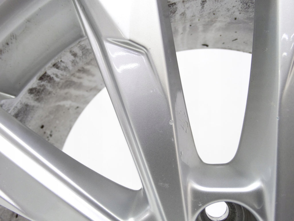 1x Alufelge 18 Zoll 7.0" 5x112 43ET Glanz Silber 83A601025G Audi Q3 Rim Wheel FEL7521511926jv