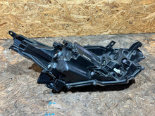 Load image into Gallery viewer, Frontscheinwerfer Mazda IV 4 Yaris S2601A036 Links Scheinwerfer Headlight SCH1846492082ua