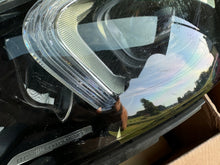 Laden Sie das Bild in den Galerie-Viewer, Frontscheinwerfer Mercedes-Benz Gle A1679065704 LED Rechts oder Links SCH1423701770om