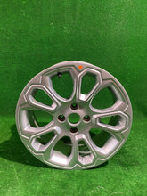 Laden Sie das Bild in den Galerie-Viewer, 1x Alufelge 17 Zoll 7.0&quot; 5x108 50ET JX7C-1007-F1A Ford Focus Rim Wheel