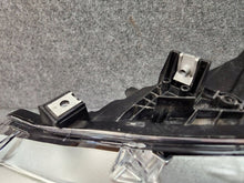Laden Sie das Bild in den Galerie-Viewer, Frontscheinwerfer BMW 3 F30 F31 7419633-07 LED Links Scheinwerfer Headlight SCH4631786647pe