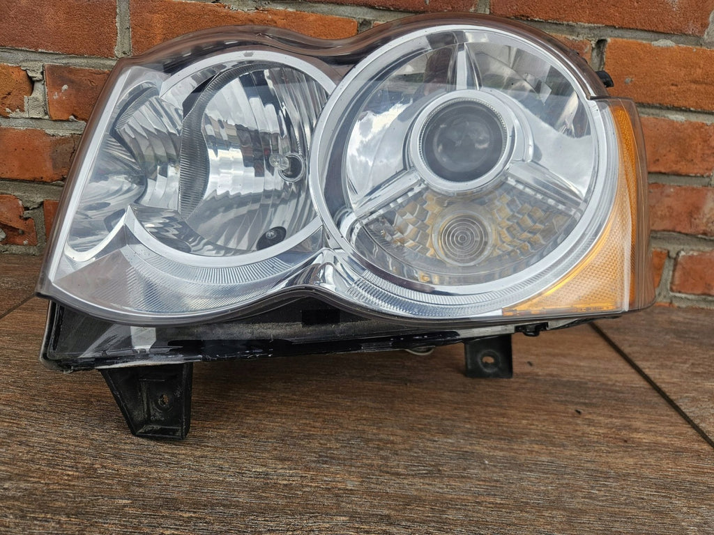 Frontscheinwerfer Jeep Grand Cherokee Wk Xenon Links Scheinwerfer Headlight SCH1105447940lp