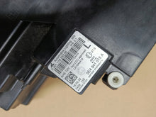 Laden Sie das Bild in den Galerie-Viewer, Frontscheinwerfer Skoda Octavia IV 5E4941015A Links Scheinwerfer Headlight SCH3667933807ld