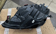 Laden Sie das Bild in den Galerie-Viewer, Frontscheinwerfer Peugeot 308 III 98516735 LED Rechts Scheinwerfer Headlight SCH9863858381pv