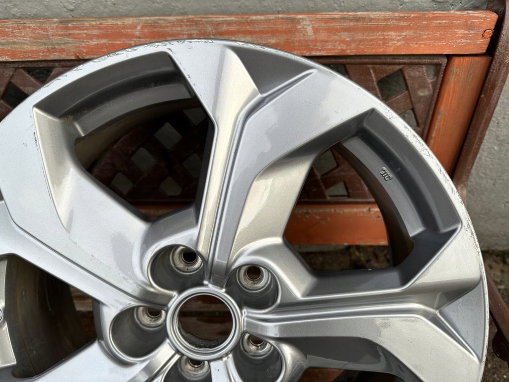 1x Alufelge 18 Zoll 7.0" 5x114.3 45ET Glanz Silber 9965777080 Mazda Mx-30 FEL7717671698sl