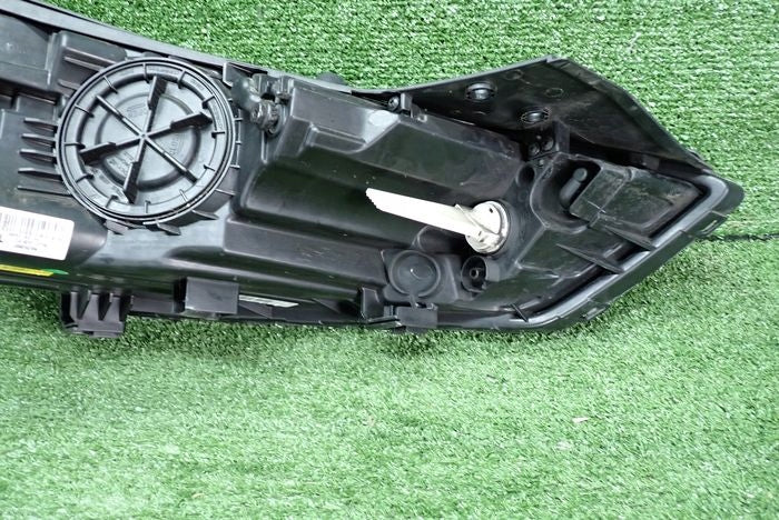 Frontscheinwerfer Hyundai Tucson 92101D7100 Links Scheinwerfer Headlight SCH6506010033yo