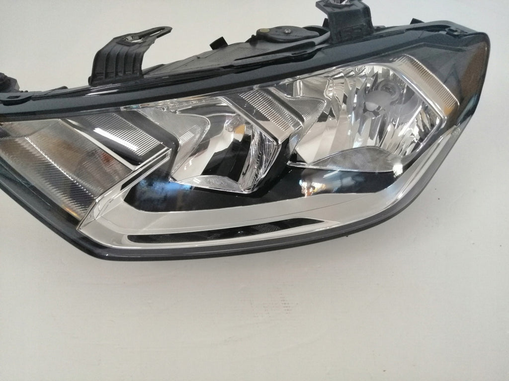 Frontscheinwerfer Audi A1 82A941003 Links Scheinwerfer Headlight SCH3561801952we