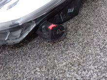 Load image into Gallery viewer, Frontscheinwerfer Toyota Aygo LED Links Scheinwerfer Headlight SCH7363175205av