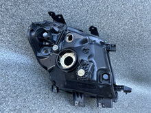 Laden Sie das Bild in den Galerie-Viewer, Frontscheinwerfer Ford Ranger Links Scheinwerfer Headlight SCH5689603230ic