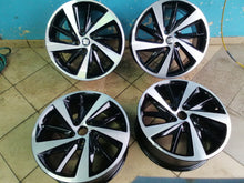 Laden Sie das Bild in den Galerie-Viewer, 4x Alufelge 18 Zoll 7.5" 5x112 51ET Schwarz 5F0601025E Seat Leon Rim Wheel FEL1736386540jw