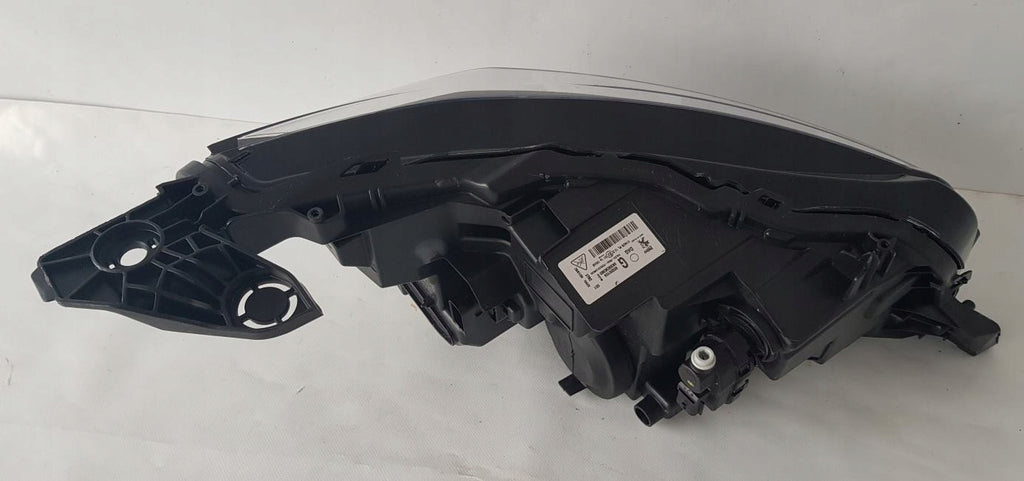Frontscheinwerfer Peugeot 2008 II 9833036380 LED Ein Stück (Rechts oder Links)