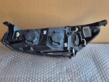 Laden Sie das Bild in den Galerie-Viewer, Frontscheinwerfer Ford Focus JX7B-13W029-CE Rechts Scheinwerfer Headlight