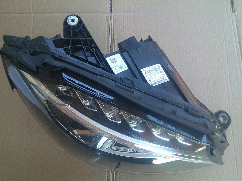 Frontscheinwerfer Mercedes-Benz W205 030128423407 A2059062604 Rechts Headlight SCH5710913201qk