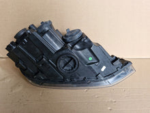 Load image into Gallery viewer, Frontscheinwerfer VW Polo 2G1941005 90099316 Links Scheinwerfer Headlight SCH7790846857ab