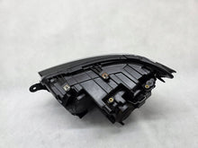 Load image into Gallery viewer, Frontscheinwerfer VW Transporter 7E1941006E Rechts Scheinwerfer Headlight SCH2609955588by