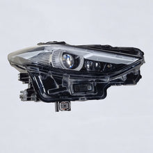 Laden Sie das Bild in den Galerie-Viewer, Frontscheinwerfer Mazda 3 LED Rechts Scheinwerfer Headlight