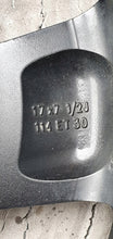 Load image into Gallery viewer, 1x Alufelge 17 Zoll 7.5" 6x139.7 30ET PW4570K000 Toyota Land Cruiser Rim Wheel FEL7225154299aj