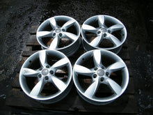 Laden Sie das Bild in den Galerie-Viewer, 4x Alufelge 17 Zoll 6.0" 5x112 48ET Glanz Silber 8T0601025B Audi A3 Rim Wheel FEL4241775872tg