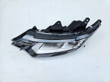 Laden Sie das Bild in den Galerie-Viewer, Frontscheinwerfer Mitsubishi Outlander III 8301CB-63 LED Links Headlight