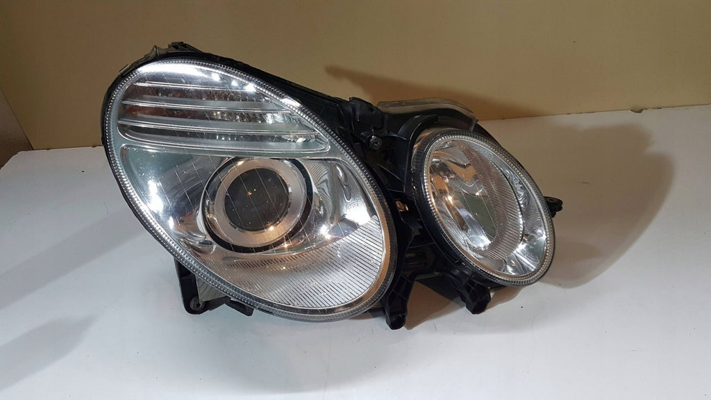Frontscheinwerfer Mercedes-Benz W211 Rechts Scheinwerfer Headlight SCH2622288915zn