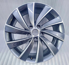 Laden Sie das Bild in den Galerie-Viewer, 1x Alufelge 18 Zoll 7.5&quot; 5x112 51ET 5E0601025AS Skoda Octavia Iii Rim Wheel