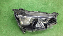 Laden Sie das Bild in den Galerie-Viewer, Frontscheinwerfer Peugeot Rifter 90146195 9816826880 Rechts Headlight