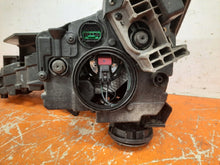 Load image into Gallery viewer, Frontscheinwerfer Hyundai Elantra 92102F2600 Rechts Scheinwerfer Headlight