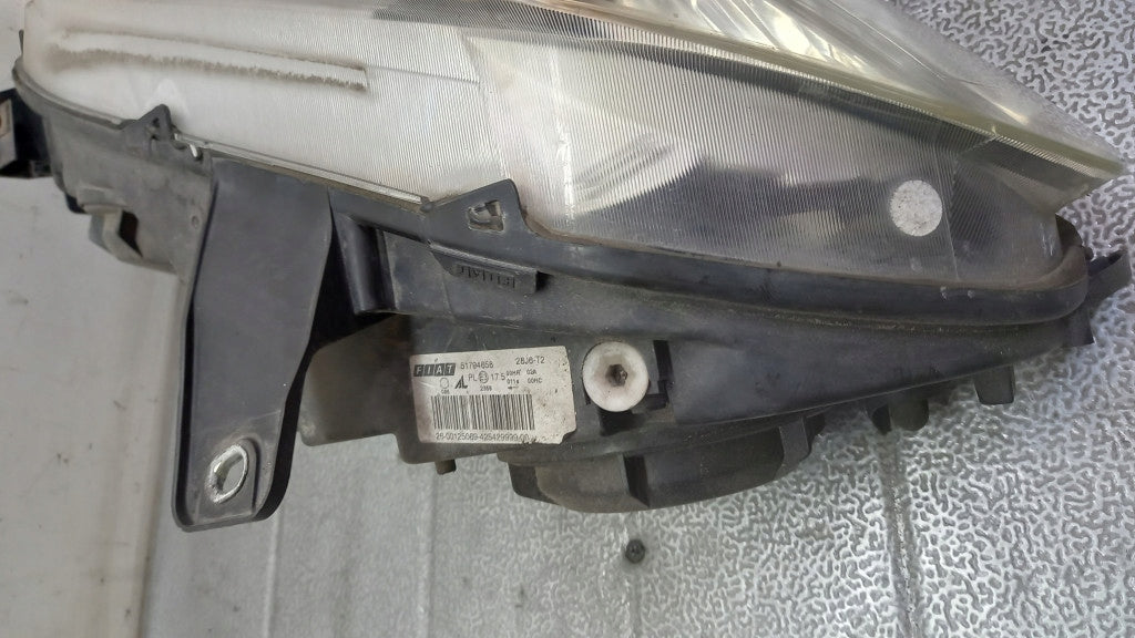 Frontscheinwerfer Fiat Croma 5179658 Rechts Scheinwerfer Headlight SCH7856544064fr