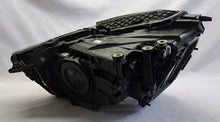 Laden Sie das Bild in den Galerie-Viewer, Frontscheinwerfer Audi Q3 83A941033 83A941034 Full LED Ein Satz Headlight SCH7654630267ig