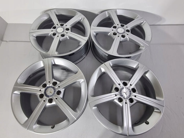 4x Alufelge 17 Zoll 6.5" 5x112 44ET Glanz Silber A1774011200 Mercedes-Benz Cla FEL1381032727wo