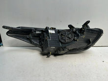 Laden Sie das Bild in den Galerie-Viewer, Frontscheinwerfer Hyundai I30 92101A6110 Links Scheinwerfer Headlight