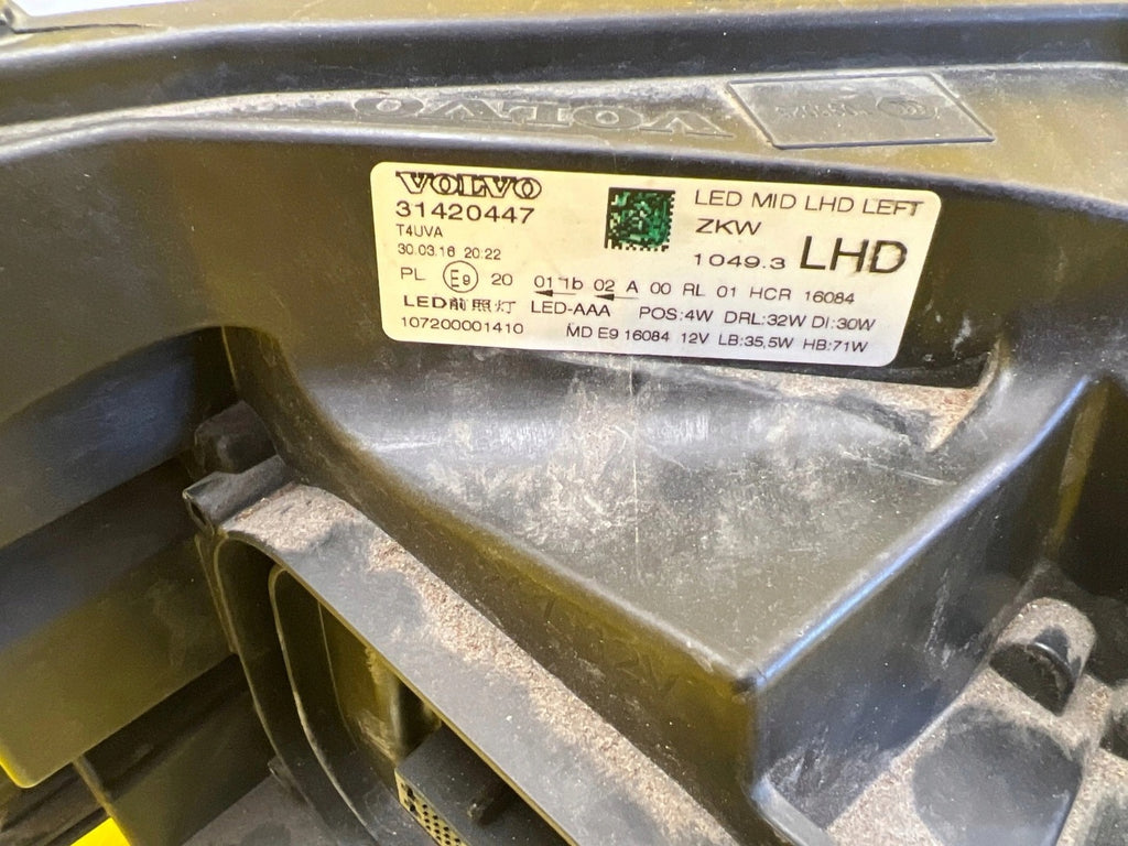 Frontscheinwerfer Volvo Xc40 31420447 LED Links Scheinwerfer Headlight SCH1510611546zv