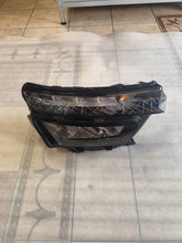 Laden Sie das Bild in den Galerie-Viewer, Frontscheinwerfer Skoda Kamiq 658941016 LED Rechts Scheinwerfer Headlight SCH1786255891ve
