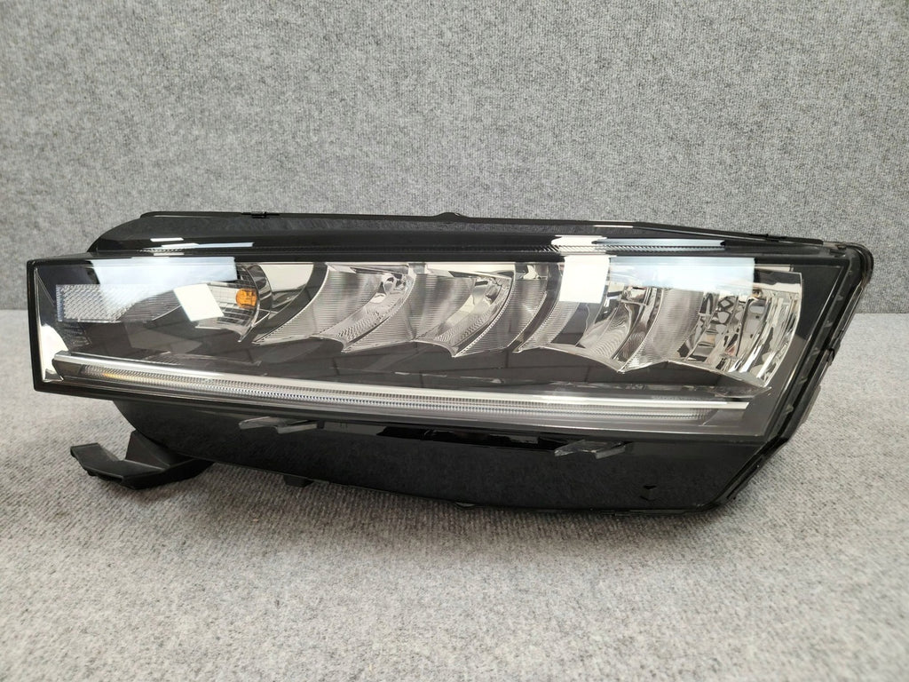 Frontscheinwerfer Skoda Octavia IV 5E4941015-SCZ LED Links Headlight SCH5937120004hk