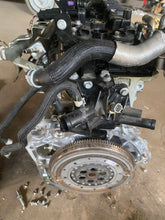 Laden Sie das Bild in den Galerie-Viewer, Motor Renault Clio I V E-Tech H4M632 1.6 TECH 3TKm Hybrid Engine Unkomplett