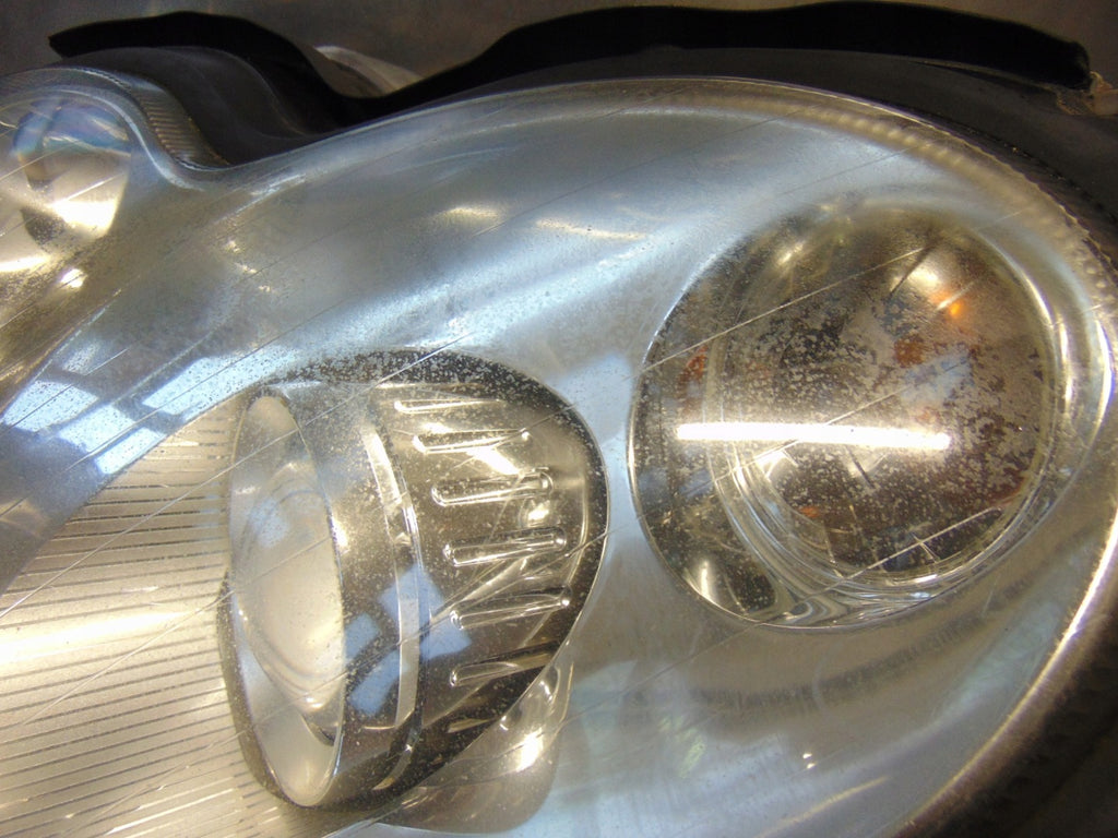 Frontscheinwerfer Mercedes-Benz W203 A2038203559 Xenon Links Headlight SCH2559846430vs