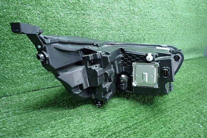 Frontscheinwerfer Renault Trafic 260601790R Links Scheinwerfer Headlight SCH8162246756hb