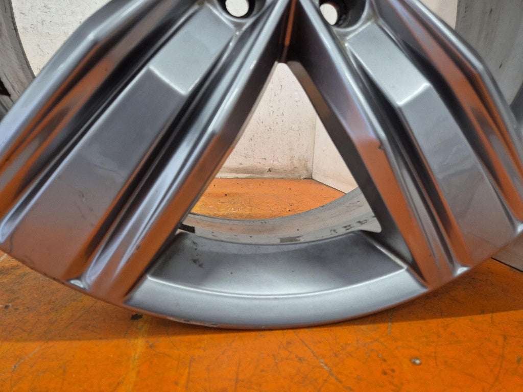 1x Alufelge 19 Zoll 7.0" 5x112 43ET Glanz Silber 5NA601025Q VW Tiguan Rim Wheel FEL8324907765ro