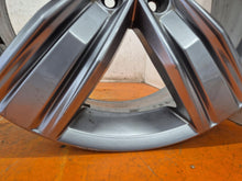 Laden Sie das Bild in den Galerie-Viewer, 1x Alufelge 19 Zoll 7.0" 5x112 43ET Glanz Silber 5NA601025Q VW Tiguan Rim Wheel FEL8324907765ro