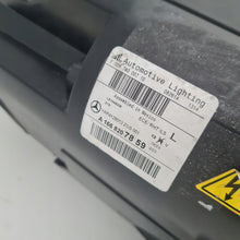 Laden Sie das Bild in den Galerie-Viewer, Frontscheinwerfer Mercedes-Benz W166 A1668207859 Xenon Links Headlight SCH6422882810aa