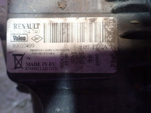 Laden Sie das Bild in den Galerie-Viewer, Frontscheinwerfer Renault Laguna II 8200354740 Links Scheinwerfer Headlight SCH6871319685ic