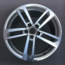 Load image into Gallery viewer, 1x Alufelge 18 Zoll 8.5&quot; 5x112 50ET Silber 8S0601025 Audi Tt Rim Wheel