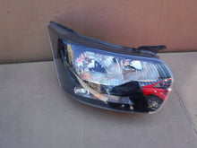 Load image into Gallery viewer, Frontscheinwerfer Ford Transit GK31-13W029-BA Rechts Scheinwerfer Headlight