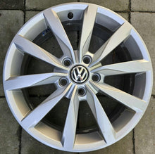 Laden Sie das Bild in den Galerie-Viewer, 4x Alufelge 17 Zoll 6.0" 5x112 48ET Glanz Silber 5G0601025 VW Golf I Rim Wheel FEL1959939945hc