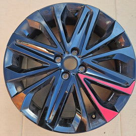 1x Alufelge 18 Zoll 5.0