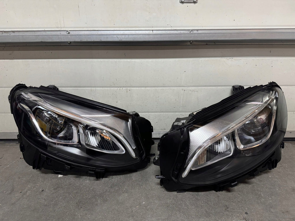 Frontscheinwerfer Mercedes-Benz Glc A2539065201 A2539065101 Ein Satz Headlight SCH8695002056tw