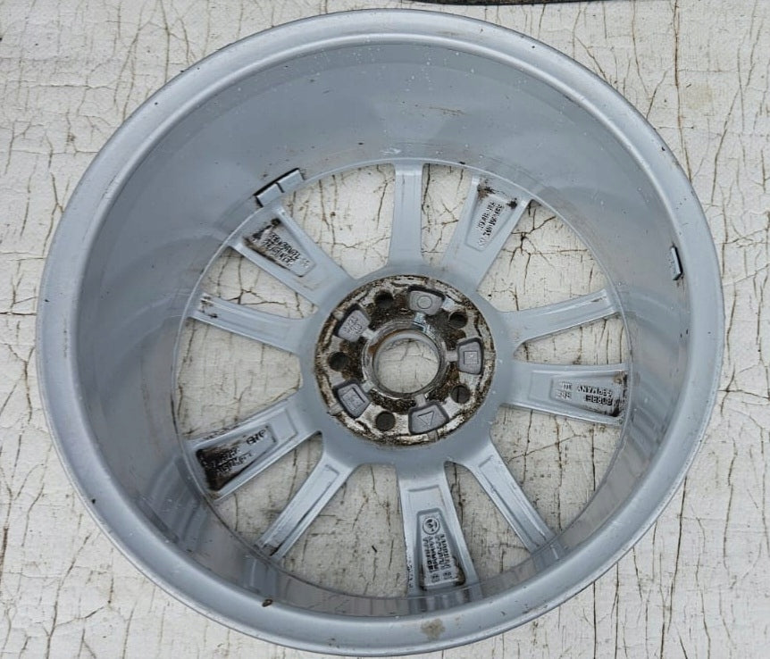 1x Alufelge 17 Zoll 7.0" 5x112 49ET Glanz Silber 5E0601025BG Skoda Octavia Iii